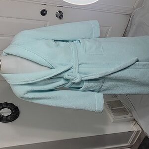 Sonoma Lifestyle  Belted Side Pocket Robe